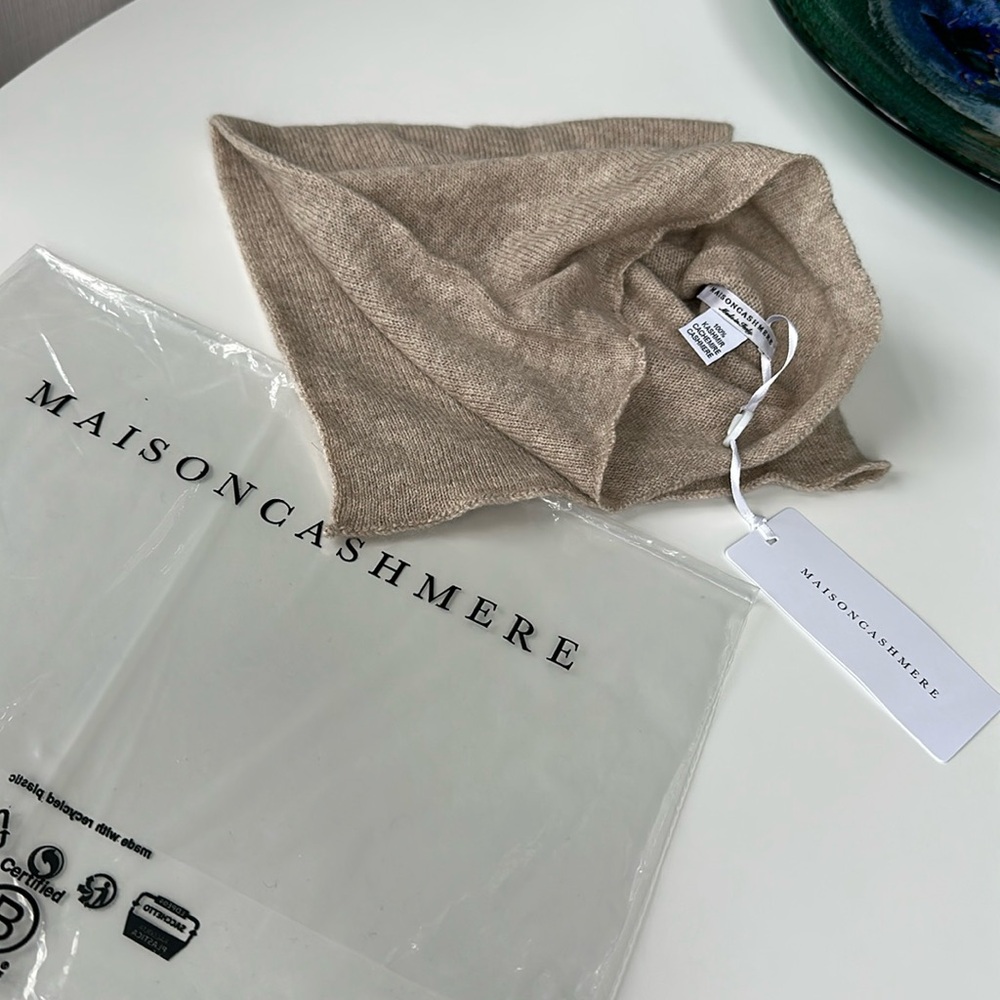 Maison Cashmere Collar Eternity Scarf OS